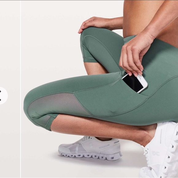 Like New Lululemon Speed Up Crop *Mesh 21" Juniper - Picture 7 of 12